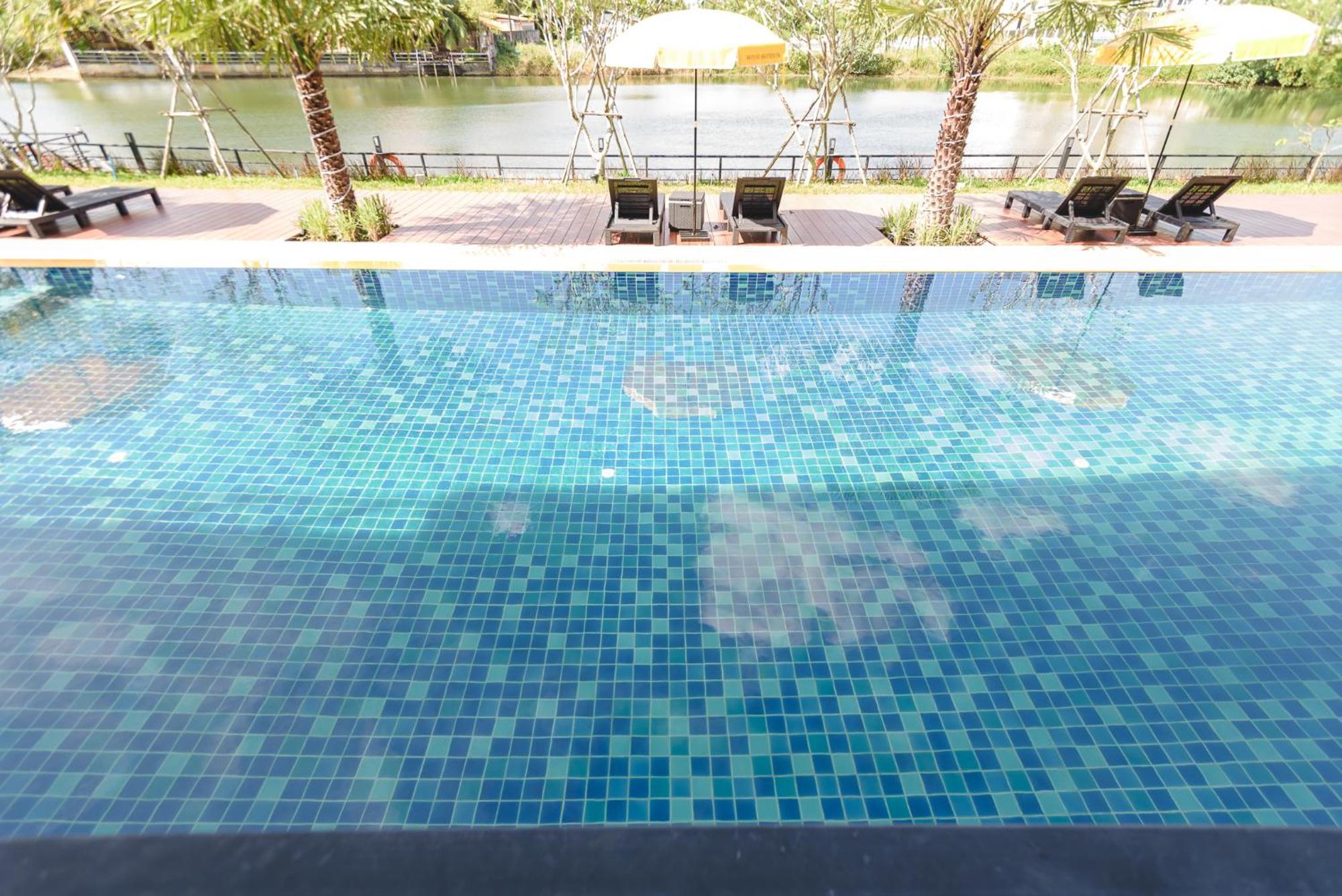 Phuengluang Riverside Hotel Chanthaburi Exteriér fotografie