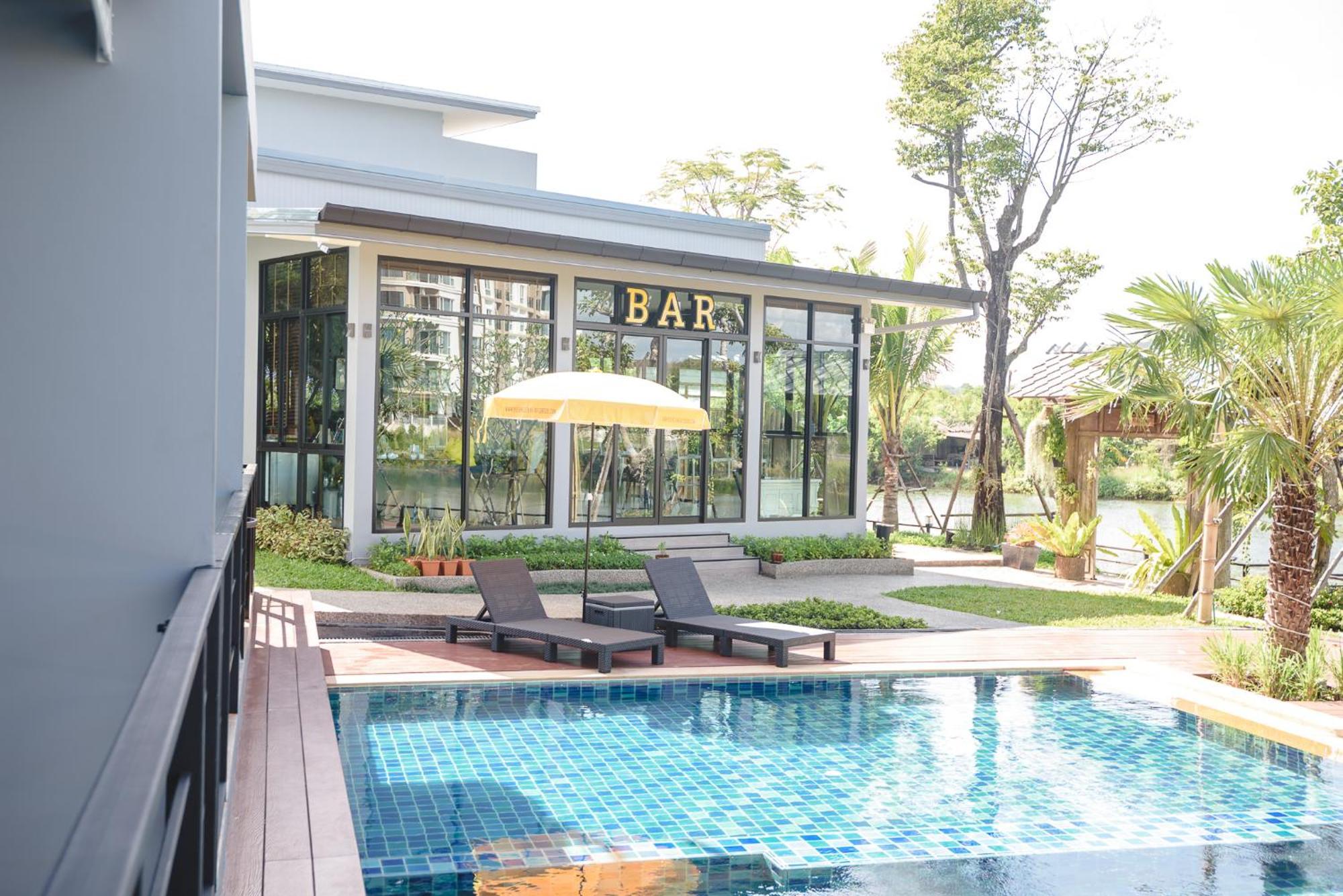 Phuengluang Riverside Hotel Chanthaburi Exteriér fotografie